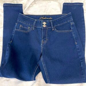 Hydraulic nolita curvy